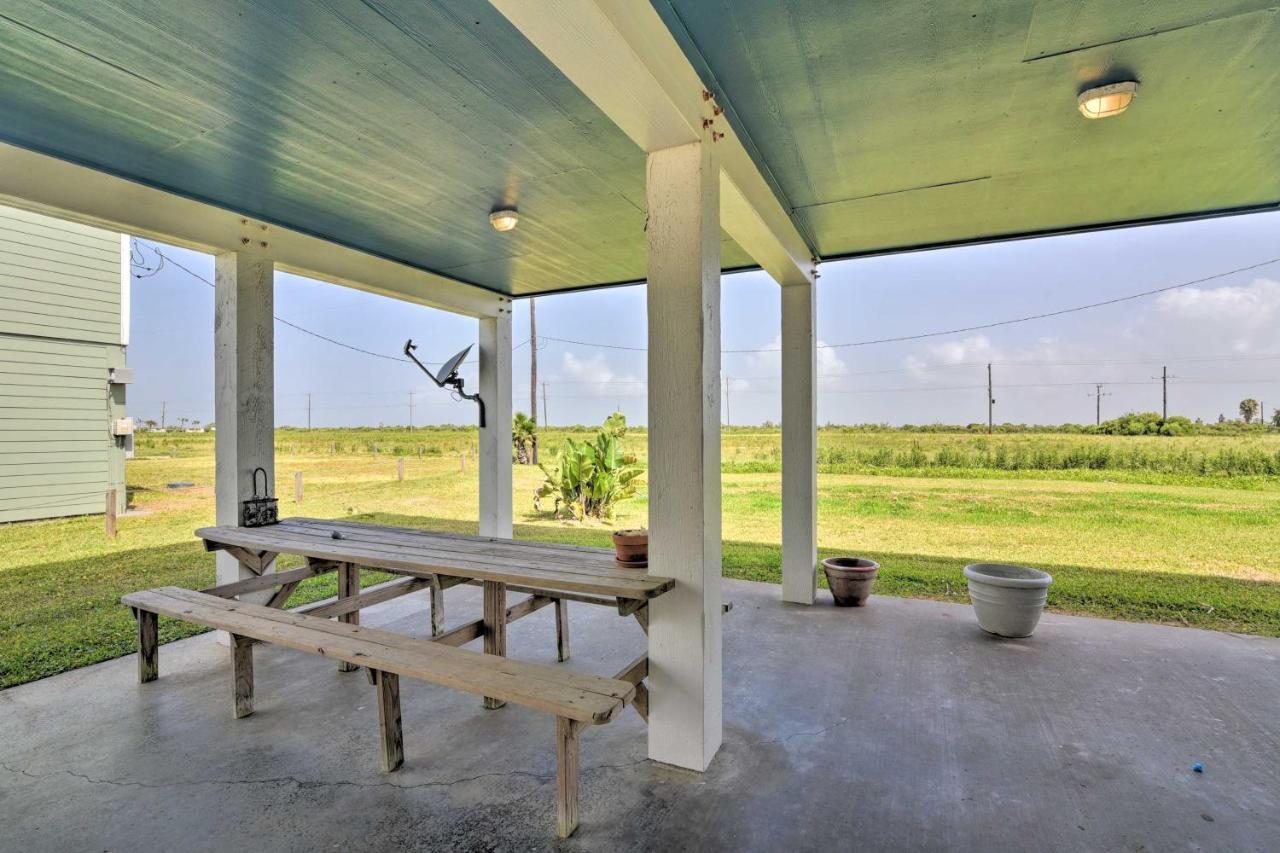 Bright Crystal Beach House, Walk To Coast! Villa Bolivar Peninsula Exterior photo